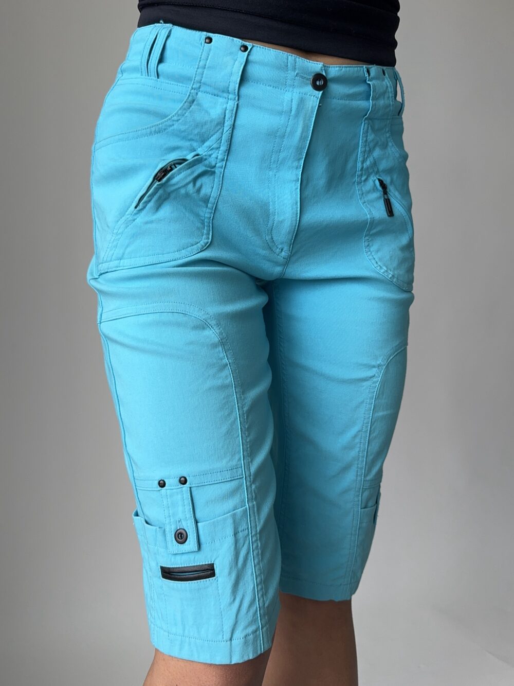 Vintage Aqua Cargo Capris - Image 5