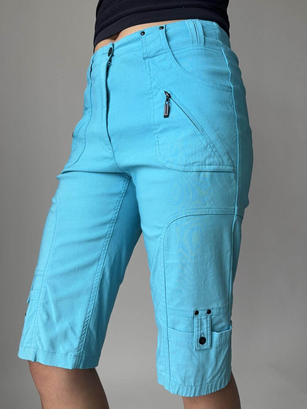 Vintage Aqua Cargo Capris - Image 4