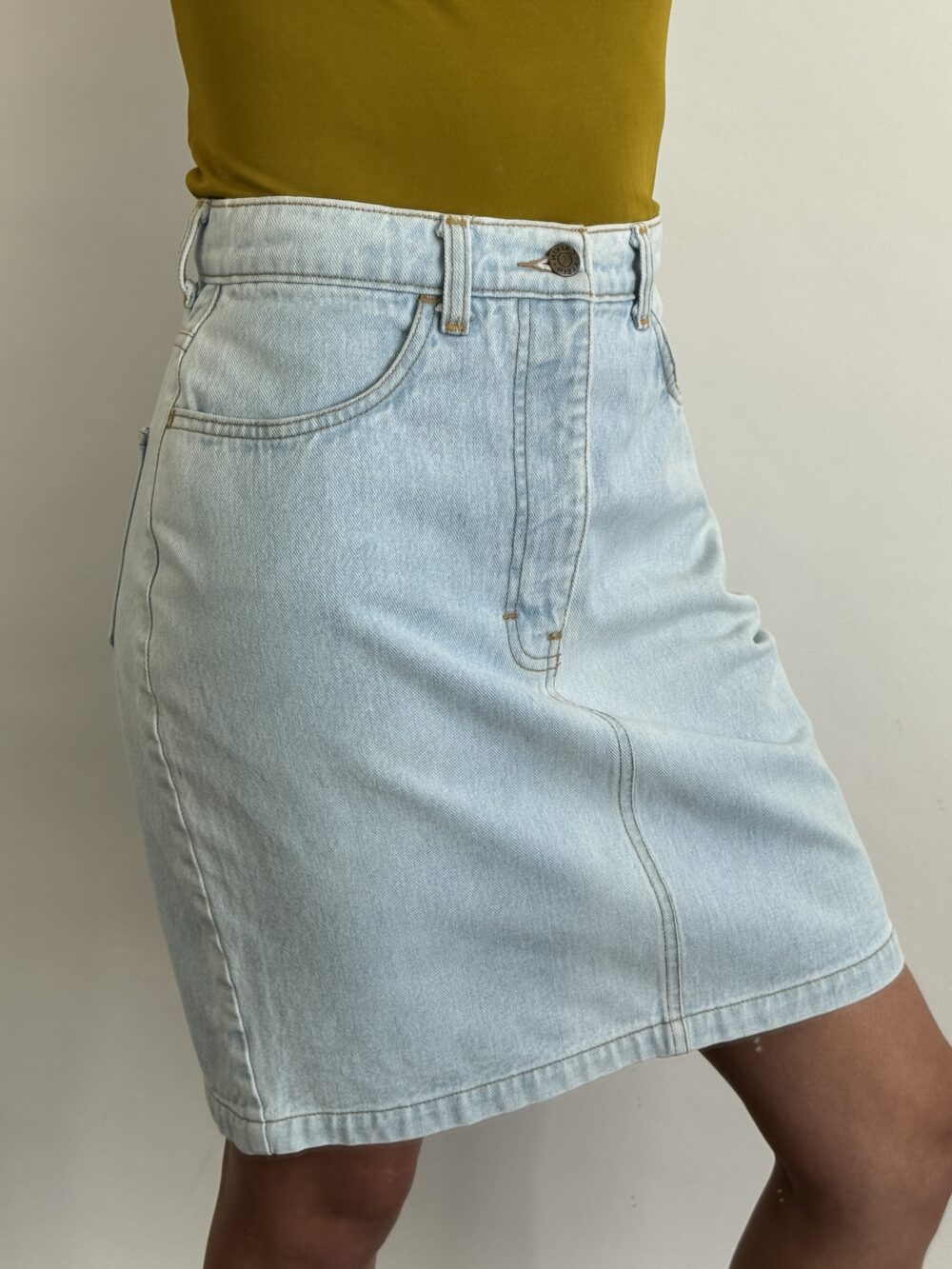 Calvin Klein Midi Denim Skrit - Image 2
