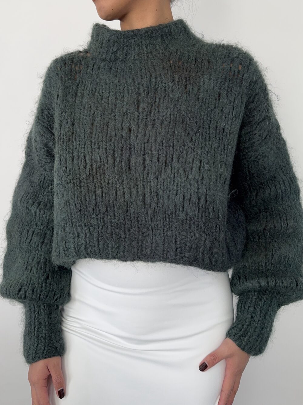 Frisson Knits Cropped Isabella Jumper - Image 4